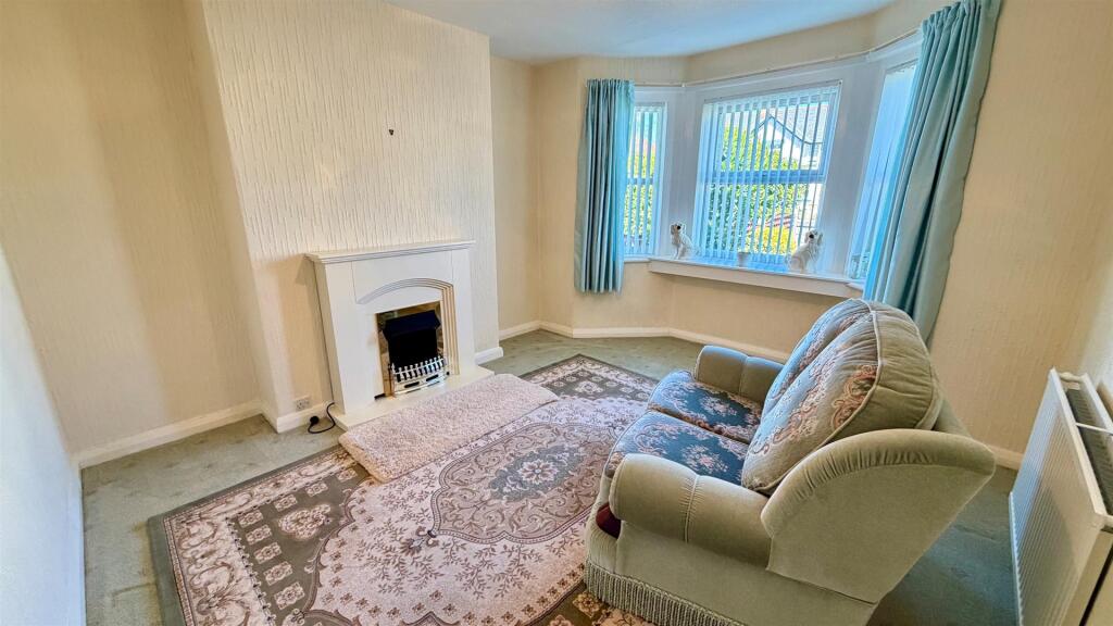 Mowbray Road, West Shore, Llandudno photo 4