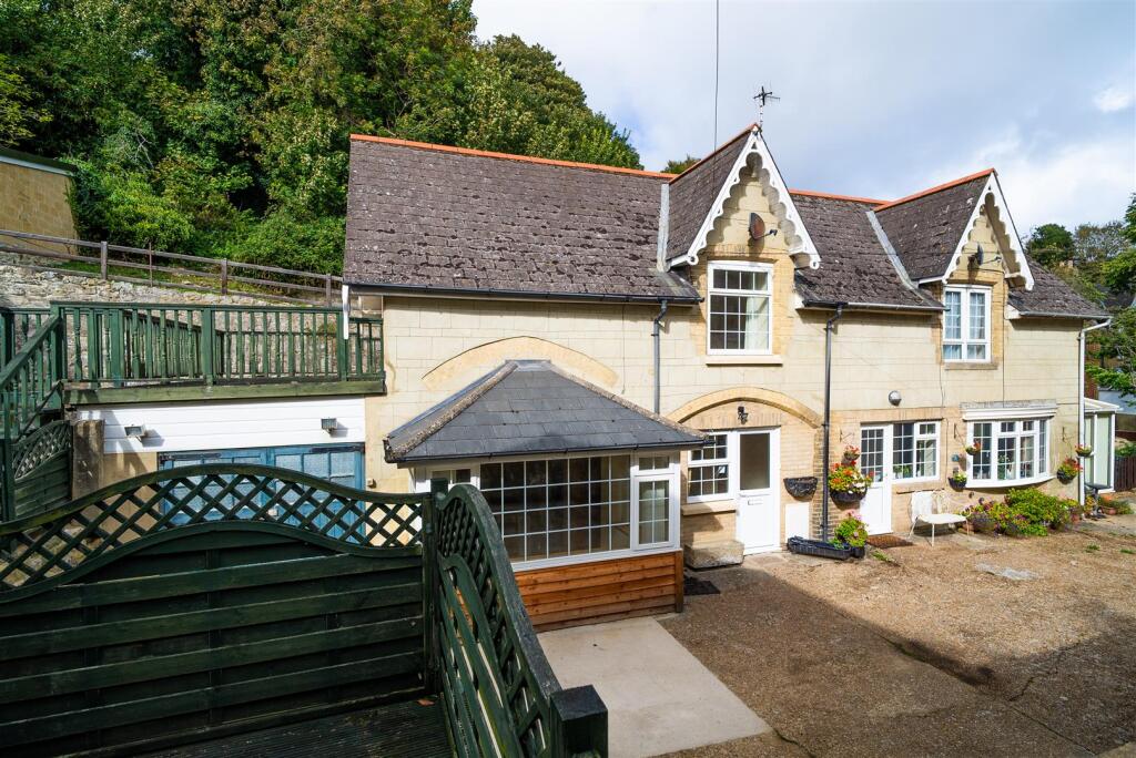 House in Ventnor, Isle of Wight - View 4