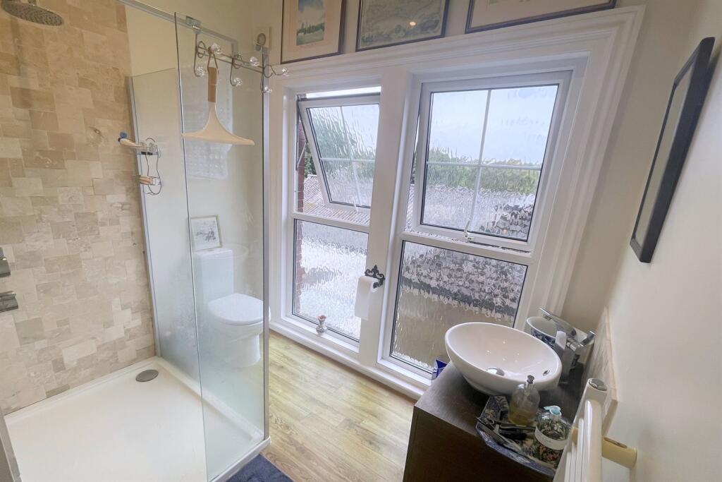 Apartment in Lewes, East Blatchington, Seaford - More