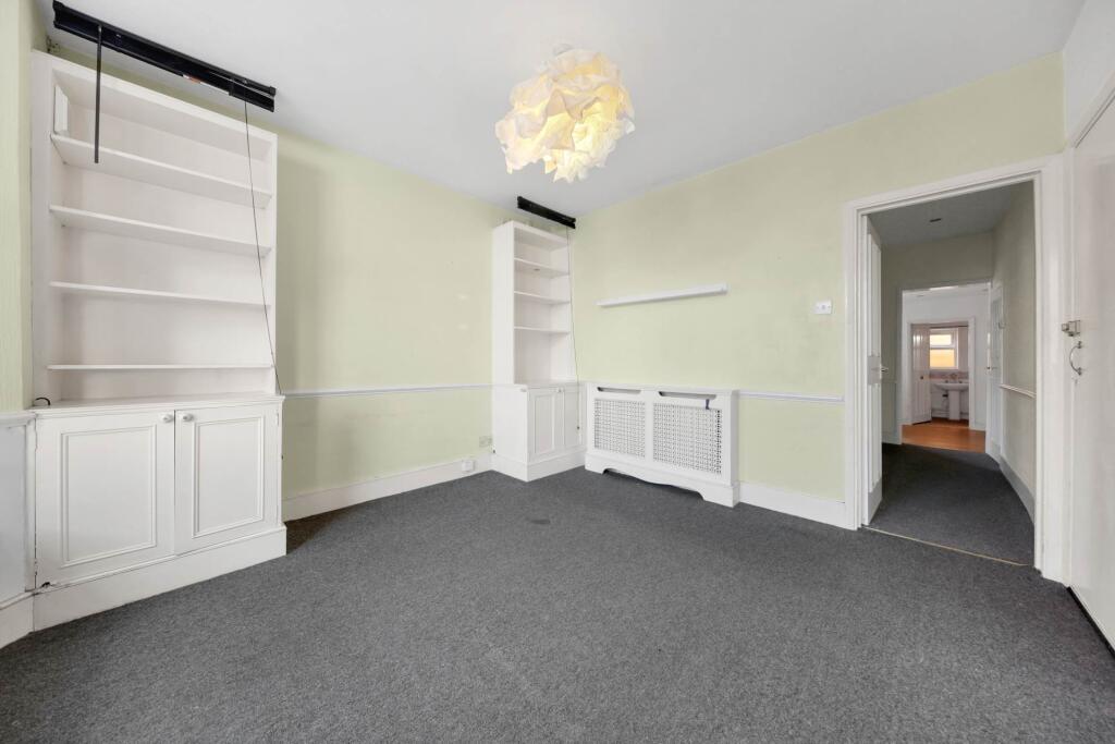 Apartment in London, Leyton - View 3