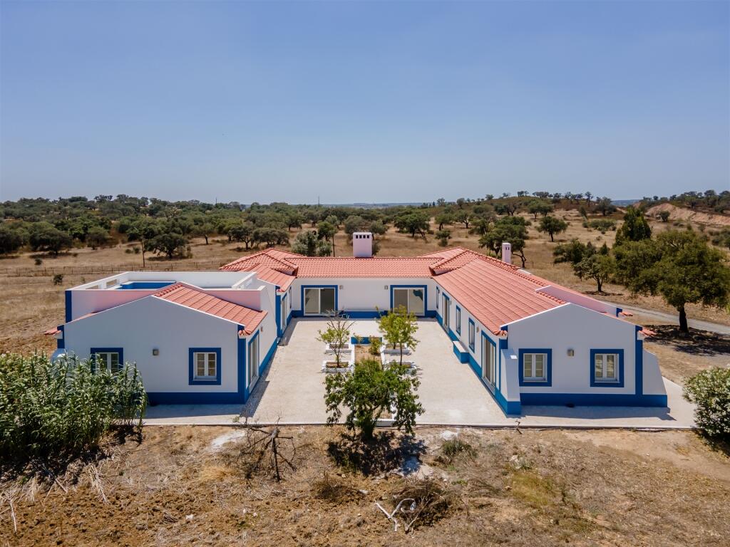 Main image of property: Setúbal, Grândola