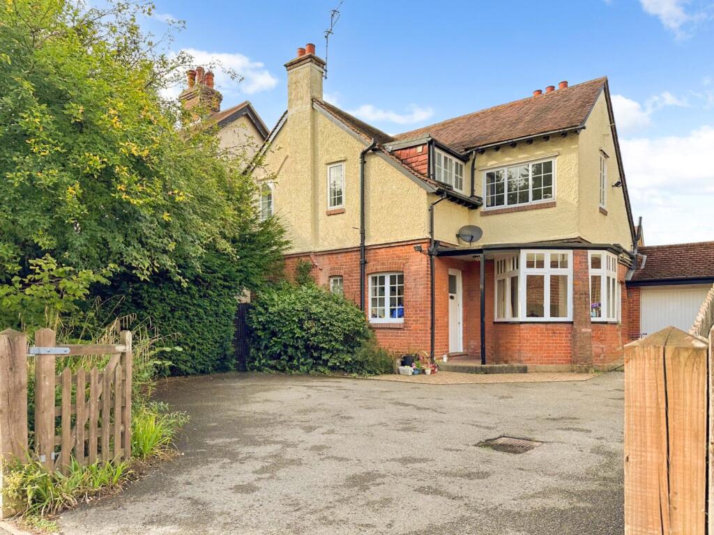 Main image of property: Baring Road, Beaconsfield, Buckinghamshire, HP9