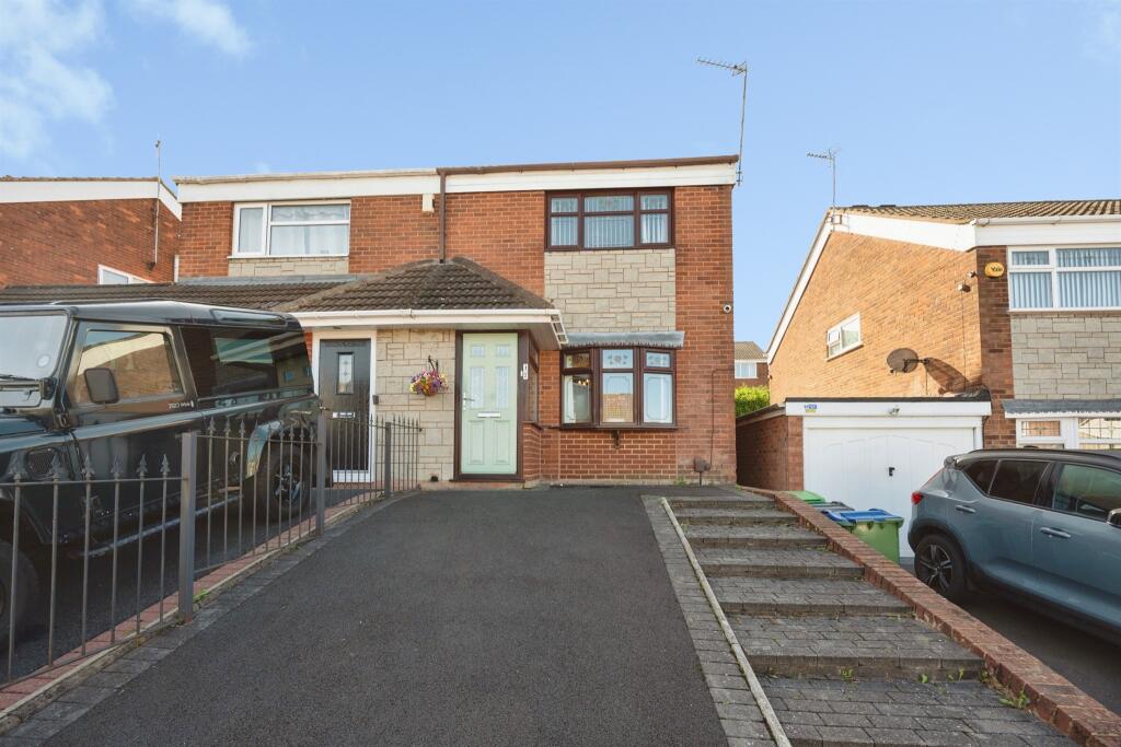 Main image of property: Raby Close, Tividale, OLDBURY