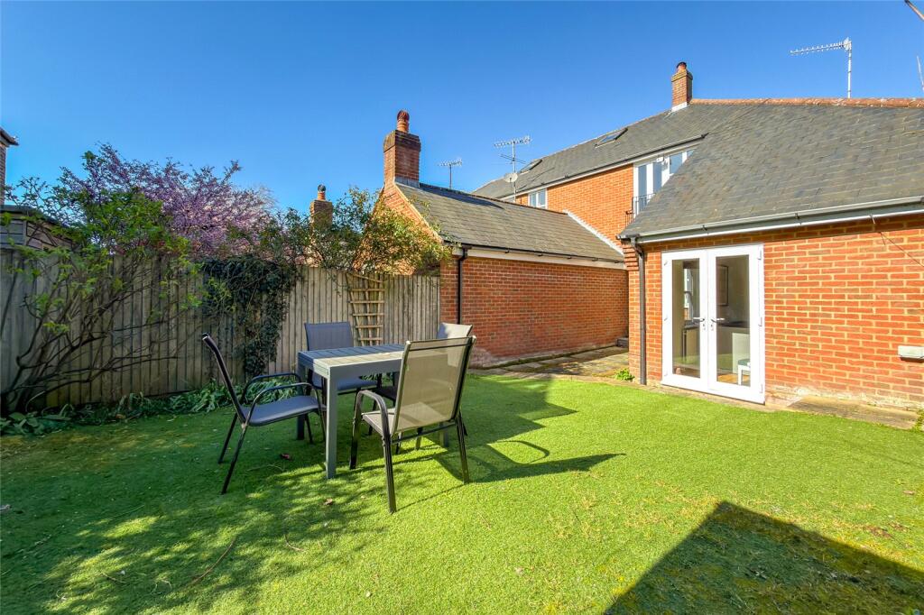 Additional image 9 of Knights Orchard, Verulam Road, St. Albans, Hertfordshire, AL3