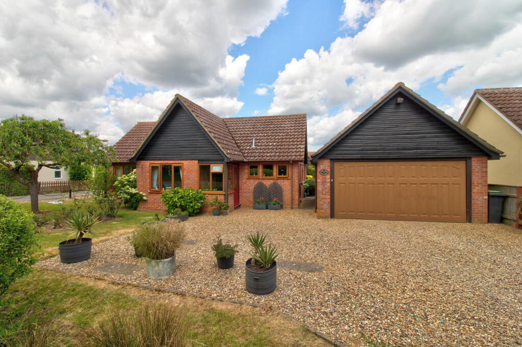 3-bed bungalow on Straight Road, Battisford, IP14, £410,000