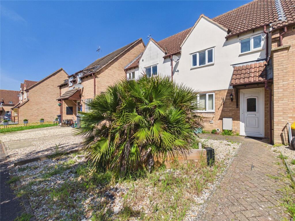 Main image of property: Deerhurst Place, Quedgeley, Gloucester, Gloucestershire, GL2