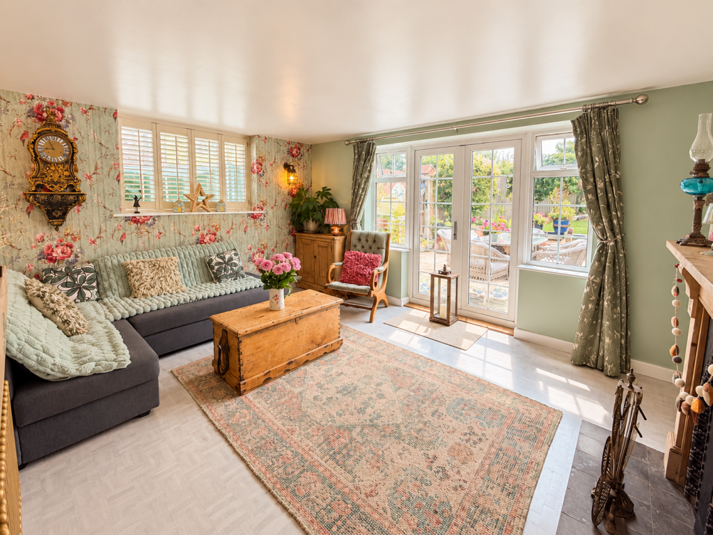House in Chichester, Westbourne - View 5