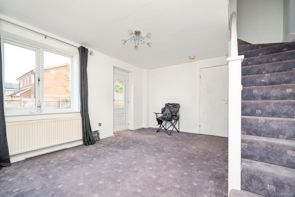 Beacon Close, Smethwick photo 4