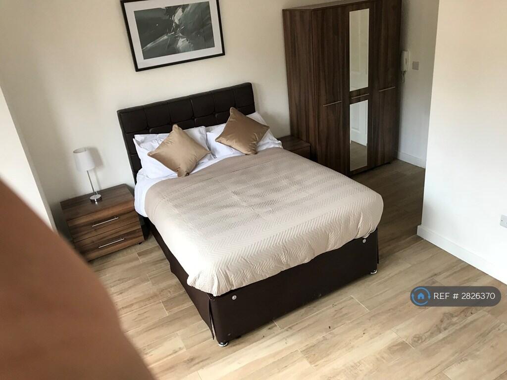 Main image of property: Hughenden Road, High Wycombe, HP13