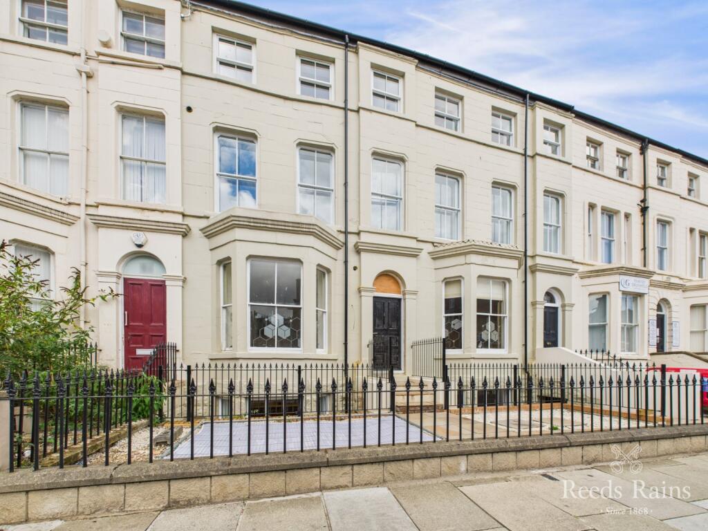 Westborough, Scarborough, North Yorkshire, YO11 photo 2