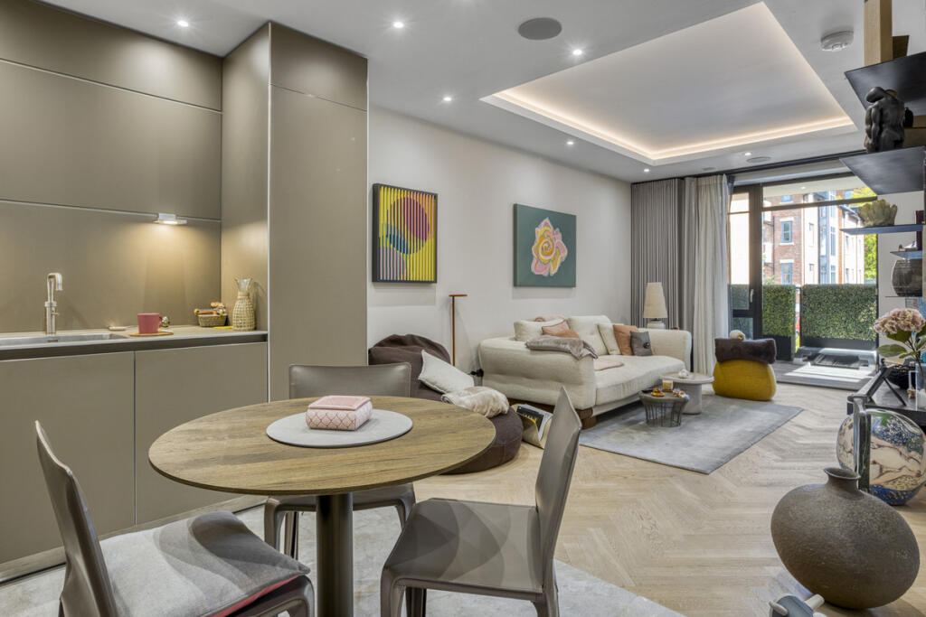 Main image of property: Holden Road, London, N12