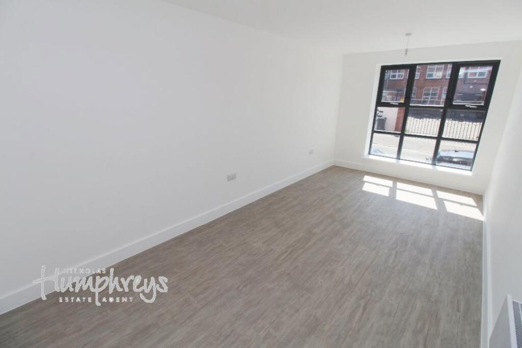 Apartment in Birmingham - More