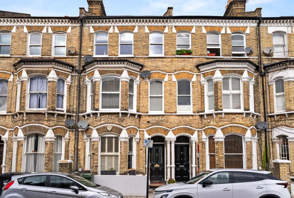 Apartment in London - View 5