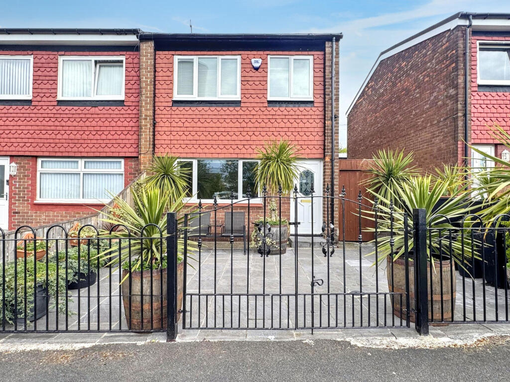 Main image of property: Commercial Road, Jarrow, Tyne and Wear, NE32 3PX