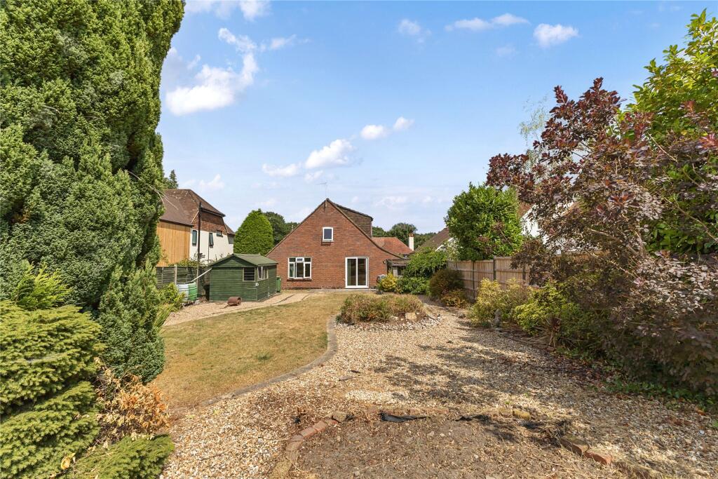 House in Guildford - View 2