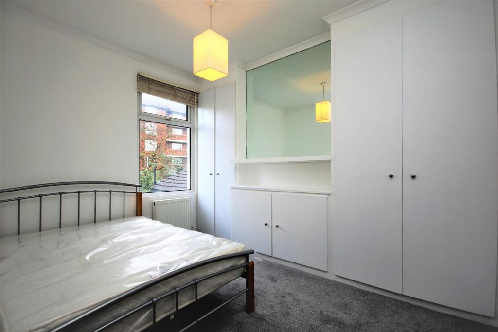 Apartment in London, Taverner Square, Finsbury Park - View 4