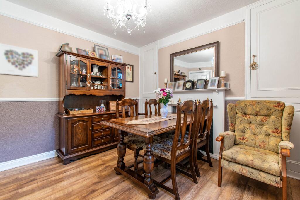 House in Liskeard, Lodge Hill, Cornwall - More