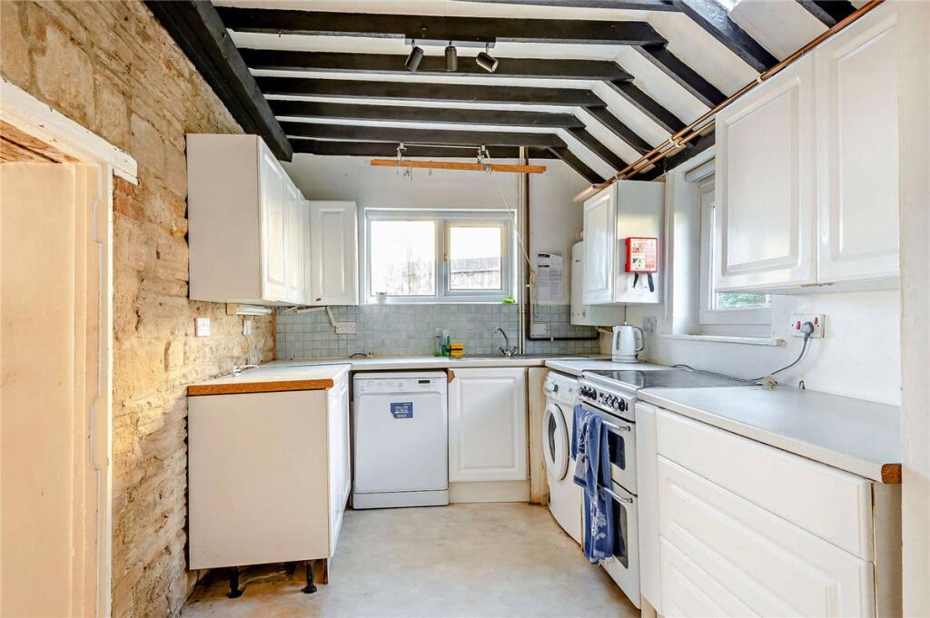 Oundle Road, Alwalton, Peterborough, PE7 photo 4