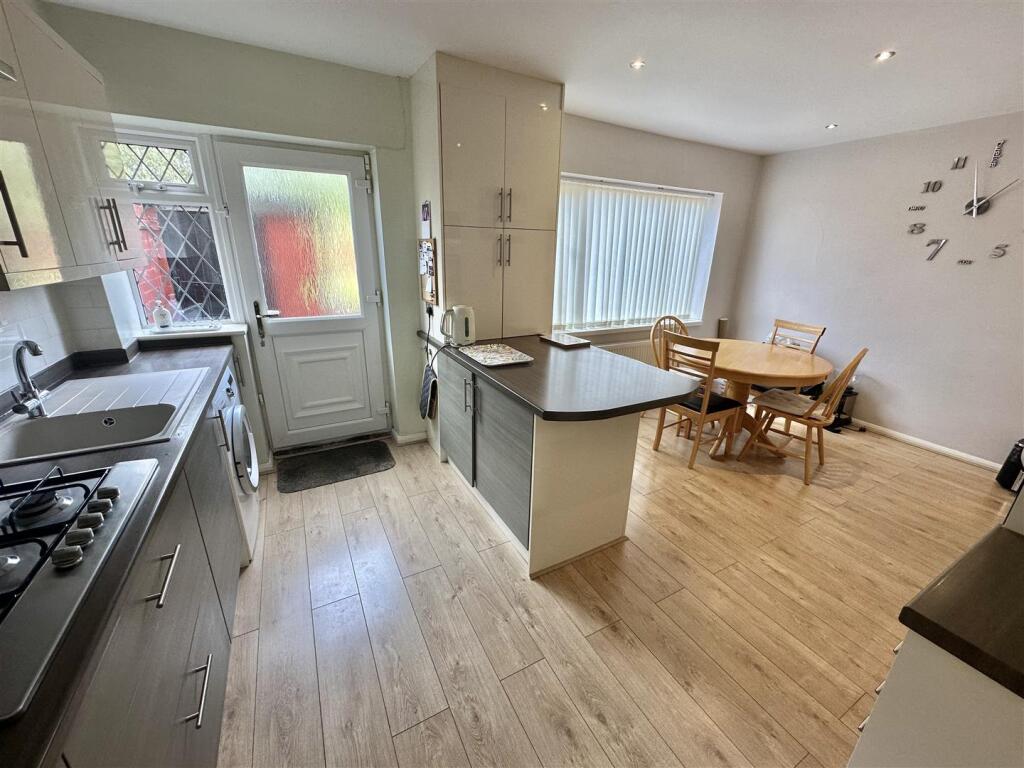 House in Kirklees, West Yorkshire - View 4