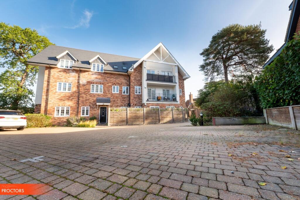 Apartment in London, Shirley