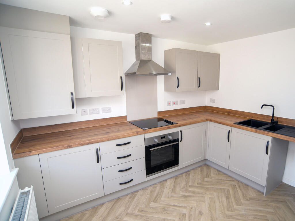 House in Helston, Cornwall - View 3