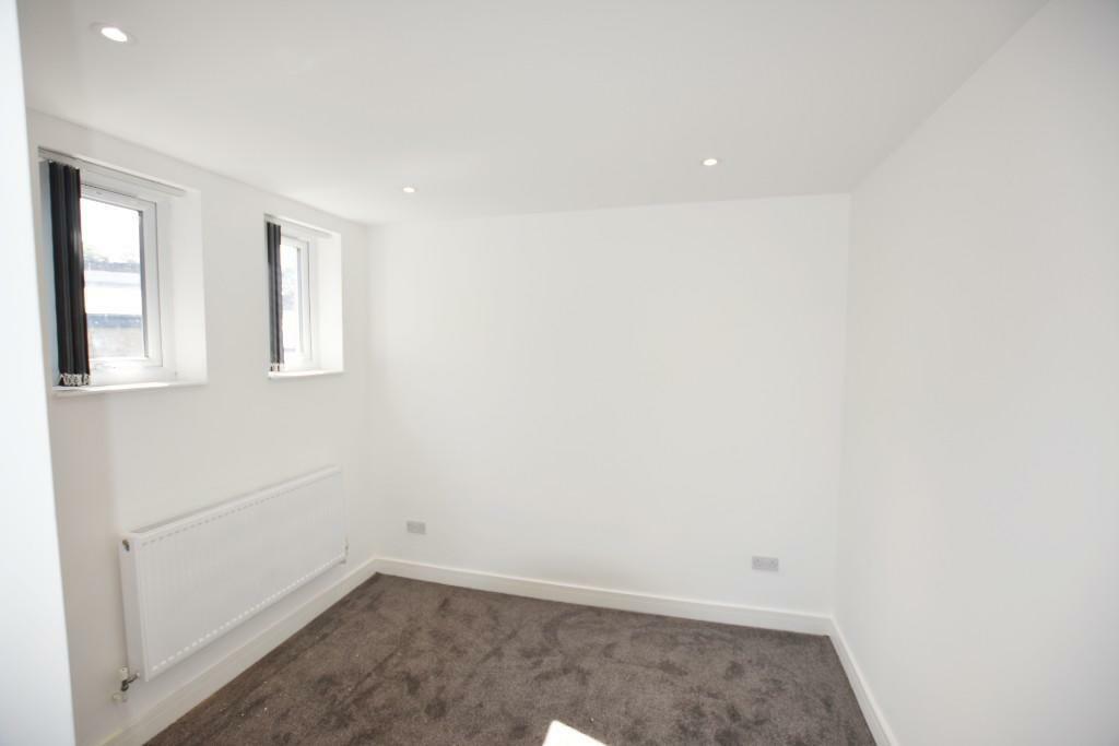 Apartment in Dartford - View 4