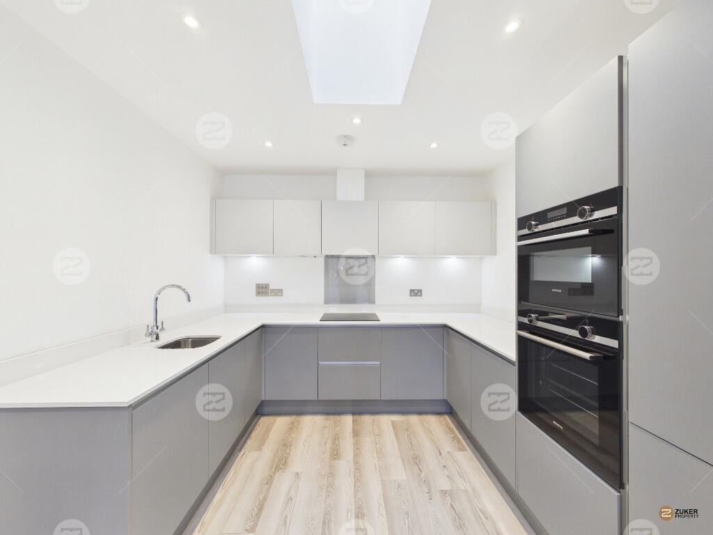 Main image of property: 94 Foxley Lane, Purley, Croydon, London, CR8 3NA