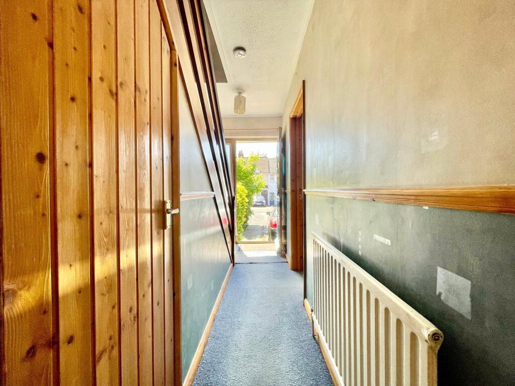 House in Sidcup, Blackfen - View 3