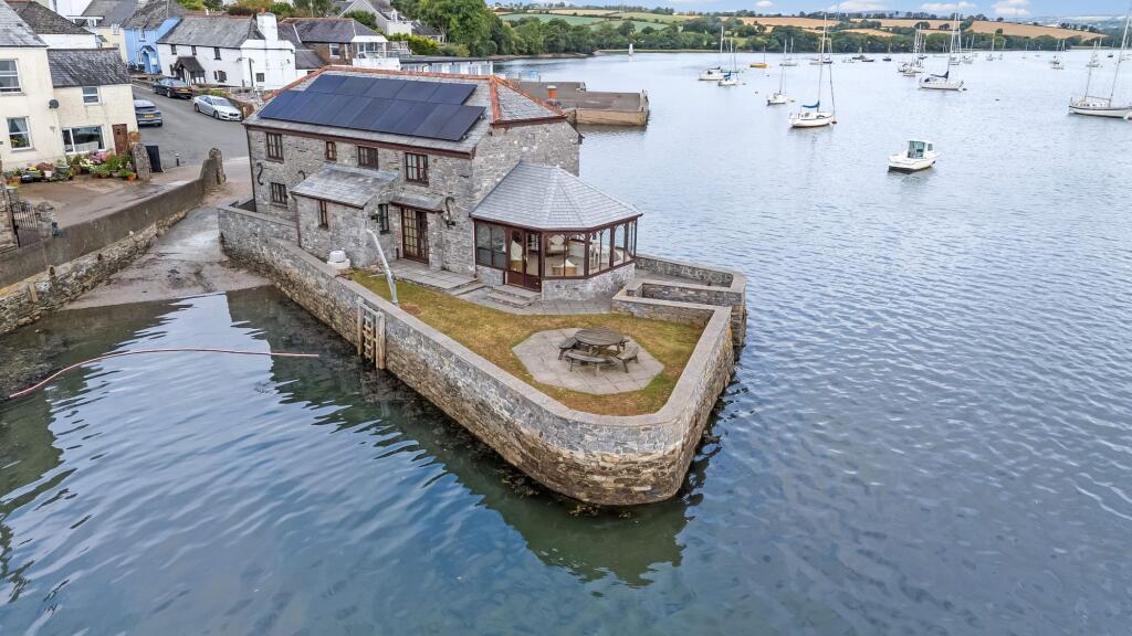 Main image of property: Cargreen, Saltash, PL12