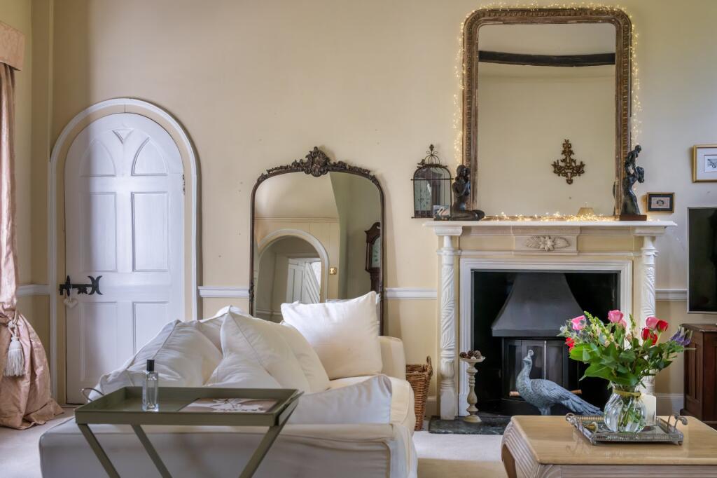House in Portsmouth - View 4