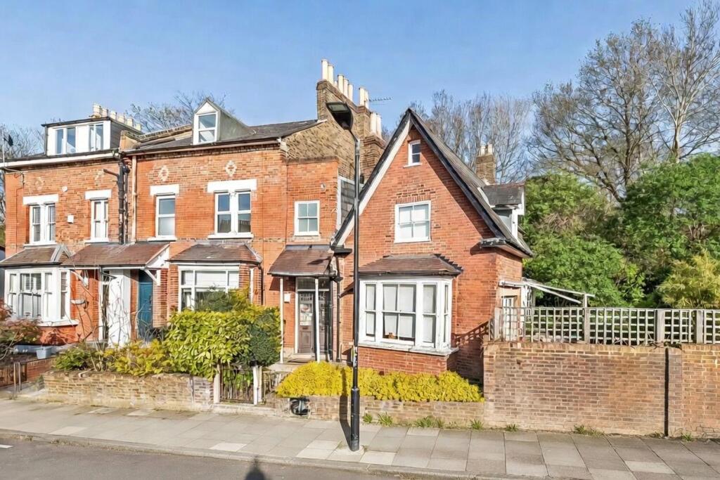 Main image of property: Wood Vale, Forest Hill, London, SE23