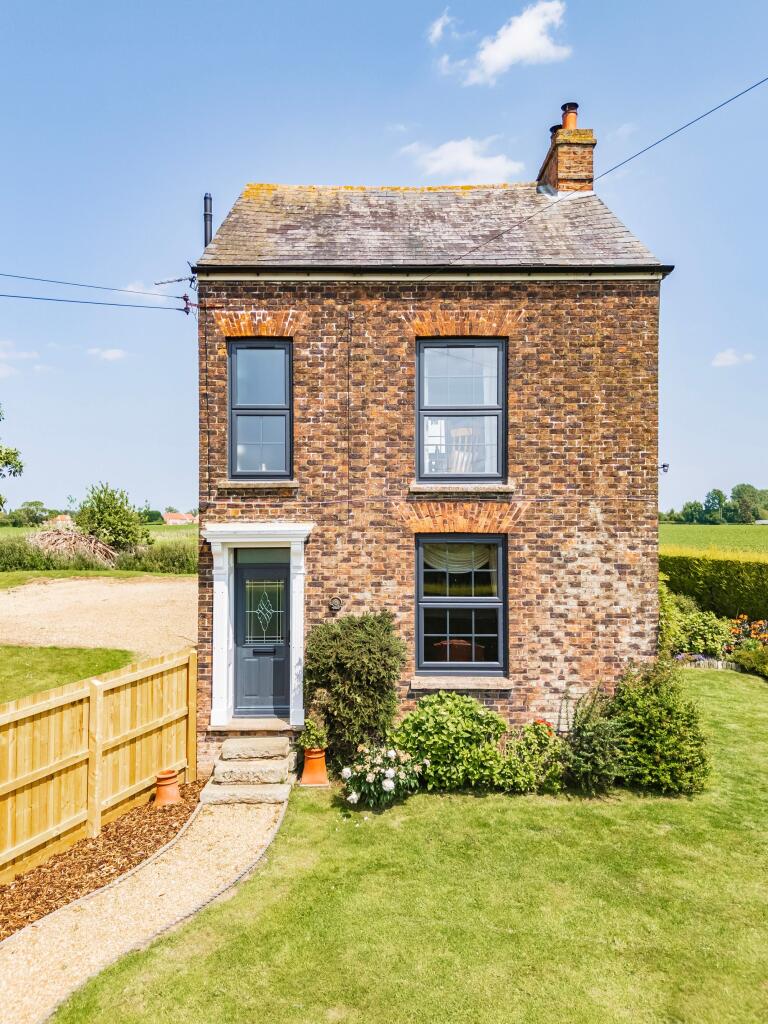 4-bed detached on Emorsgate, Terrington St. Clement, £350,000