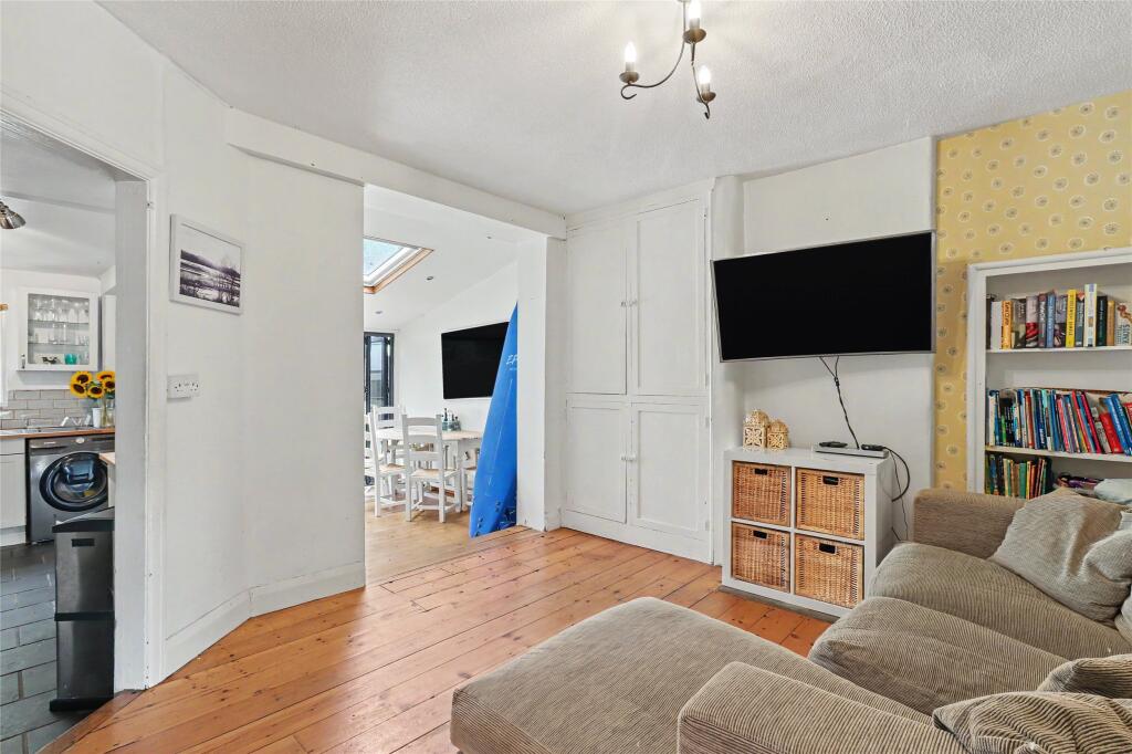 House in Exeter - View 4