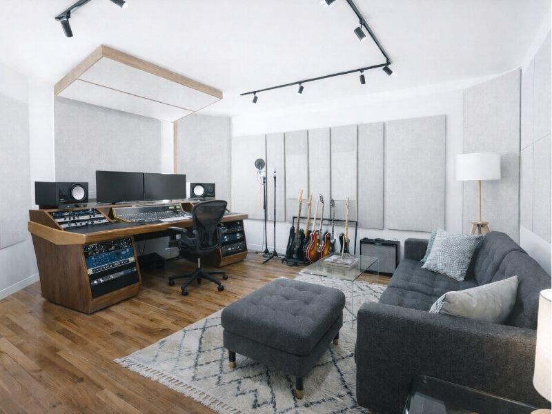 Music Studio (AI Optimised)