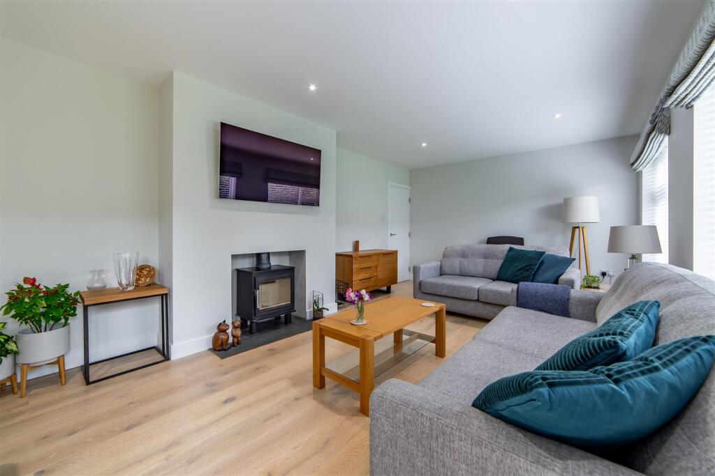 27 Errington Road photo 4