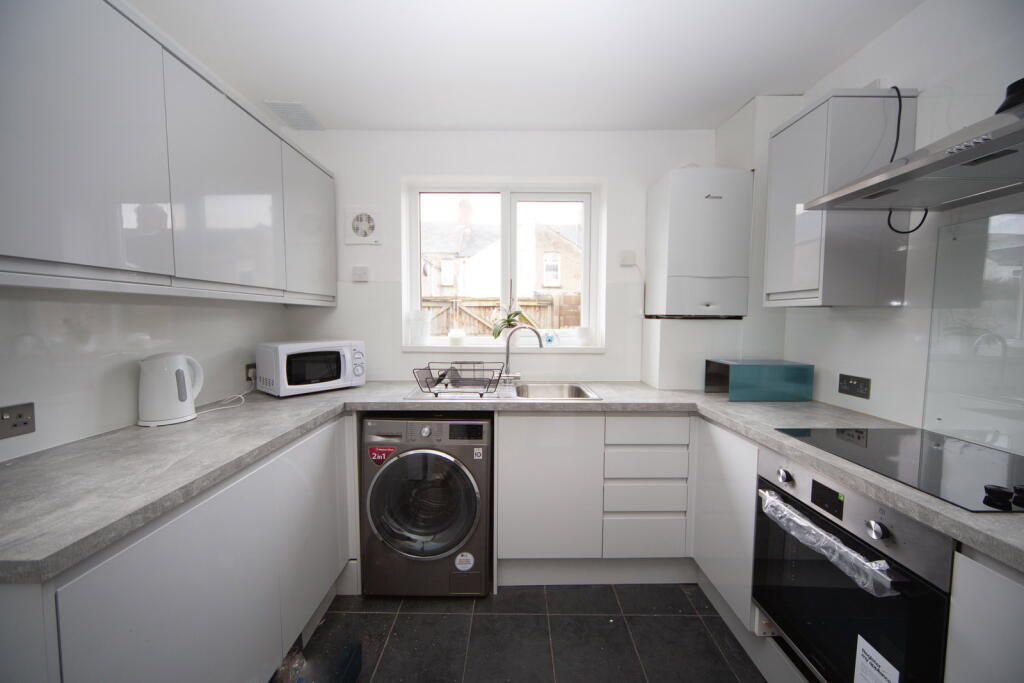 House in Cardiff, Maindy, Cathays - View 4