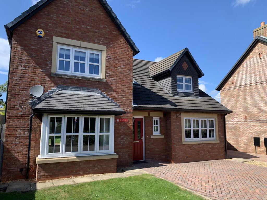 5-bed detached on Stile Close, Kirkham, PR4 2SF, £360,000
