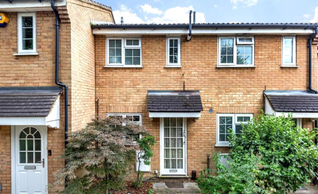 Main image of property: Southfield Gardens, Twickenham, TW1