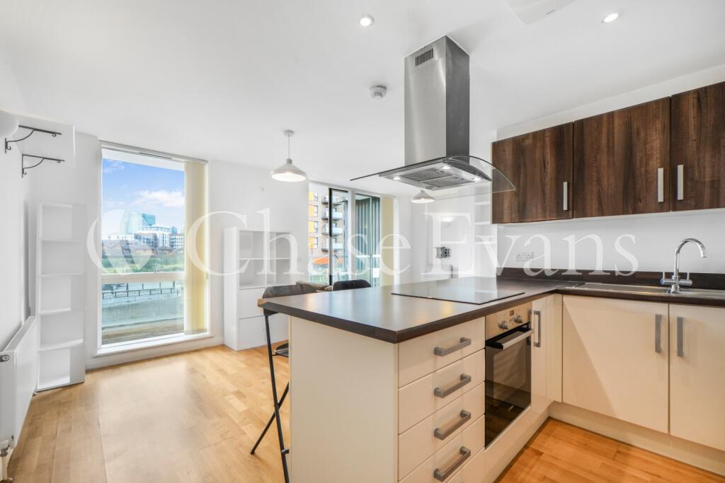 Apartment in London, Thomas Road Industrial Estate, Poplar - View 2