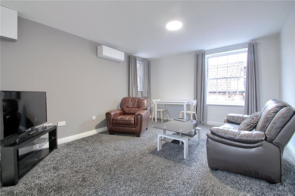 2-bed flat on Mill Wynd, Yarm, TS15, £150,000