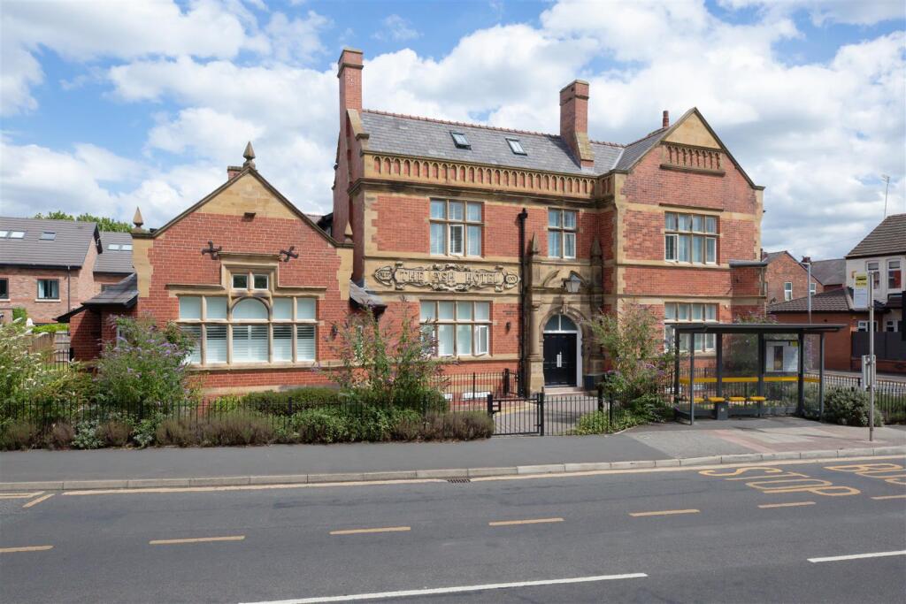 Main image of property: Park Bridge Close, Heaton Norris, Stockport