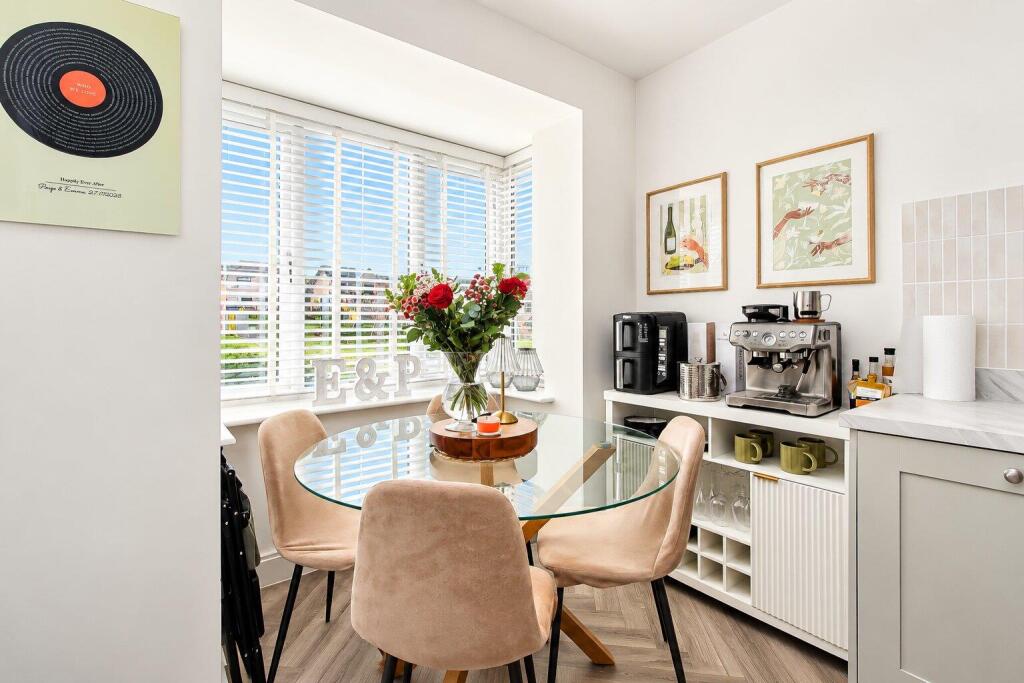 House in Wakefield - View 5