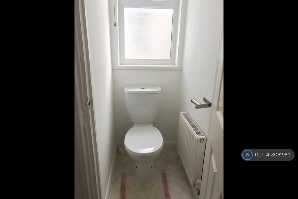 Apartment in Plymouth - View 5