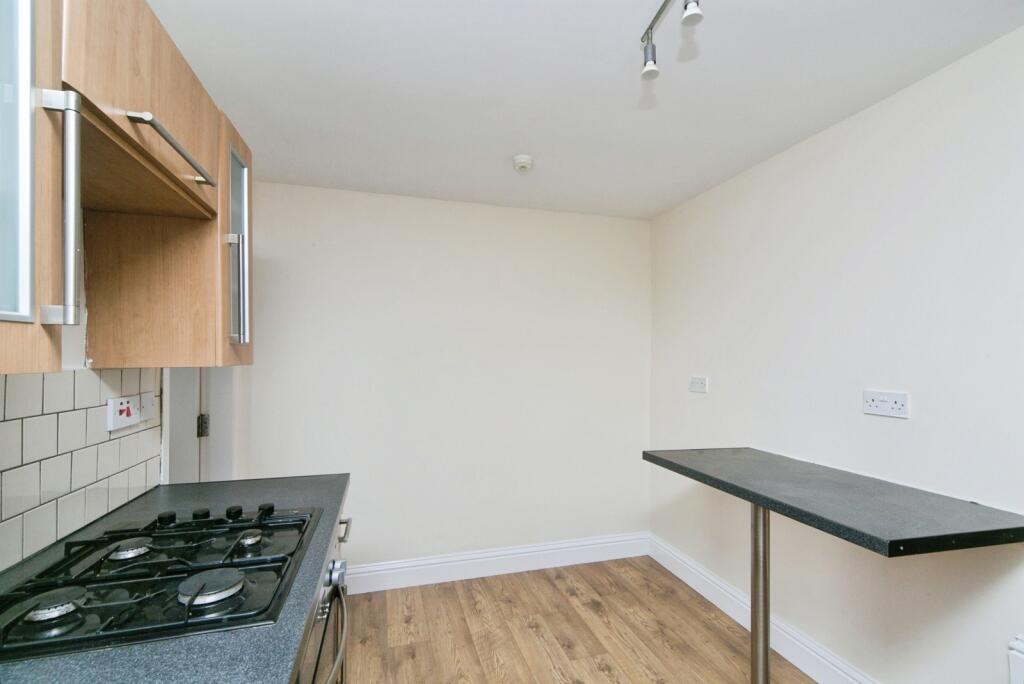 Station Road, Old Colwyn, Conwy, LL29 photo 4