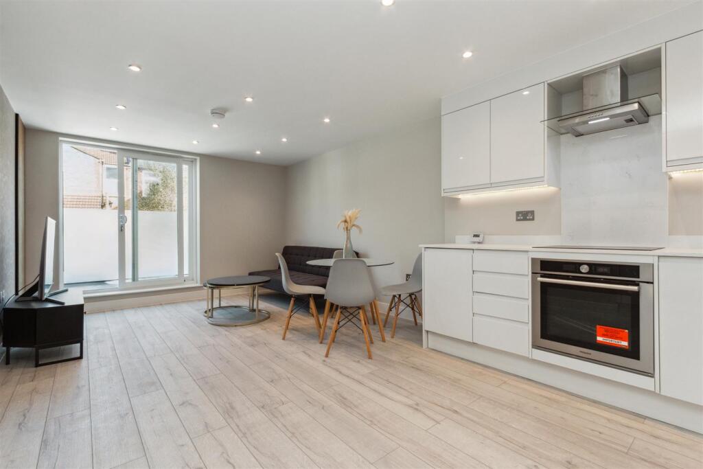 Main image of property: Gilbey Road, Tooting