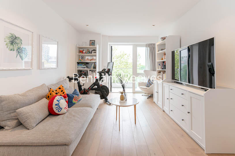 Main image of property: Kew Bridge Road, Brentford, TW8