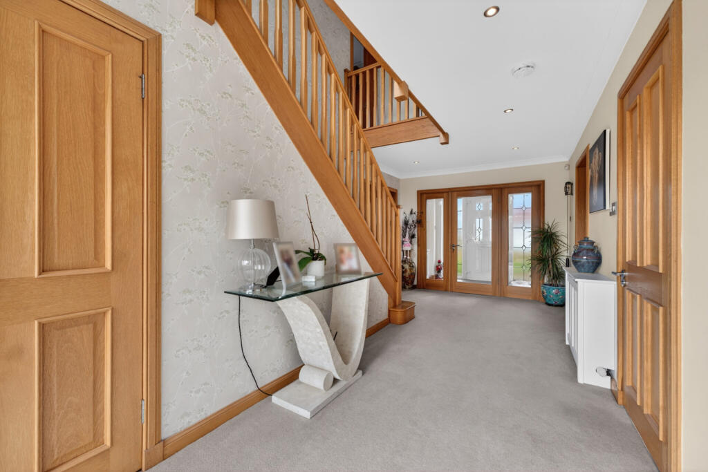 14 Fullerton Drive, Seamill, KA23 9HT photo 4