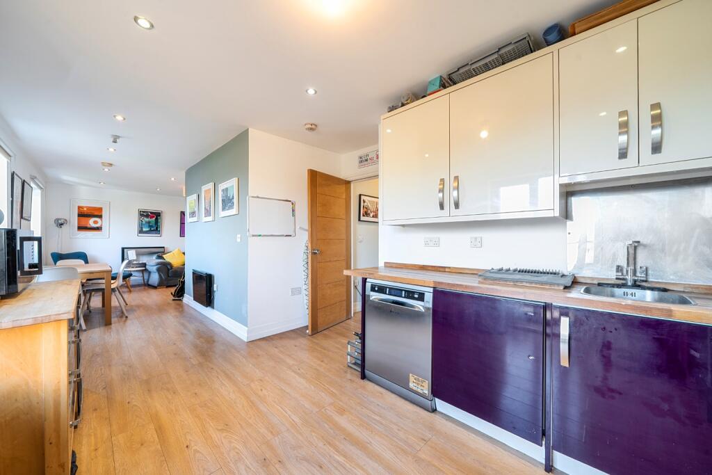 Apartment in London, New Cross - More