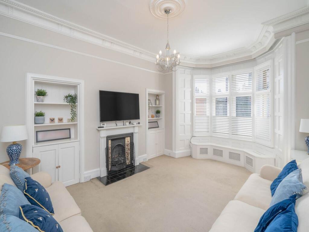 House in Edinburgh, Trinity - View 3
