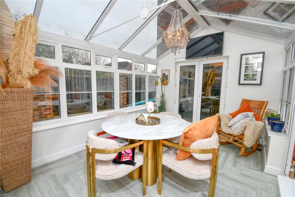 House in Ellesmere Port, The Coliseum - View 5
